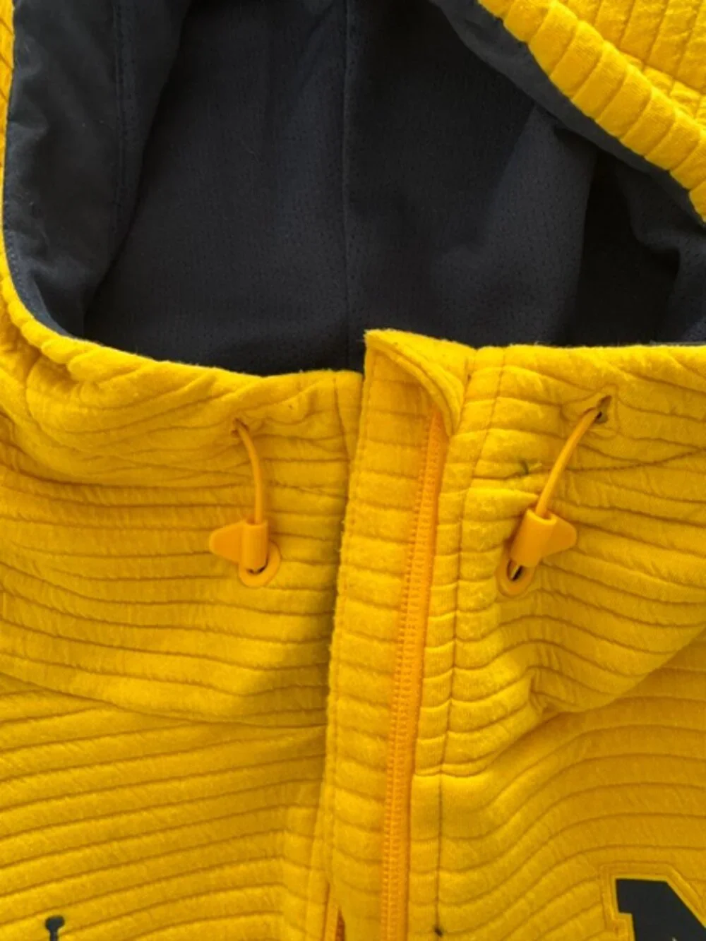 Nike Jordan Brand Michigan Wolverines Quarter Zip Hoodie Men's Size L Maize Navy